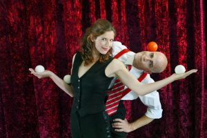 Comixnix-Sibylle-Nicolas-Comedy-Artistik-Show-entertainement-jonglage-slapstick